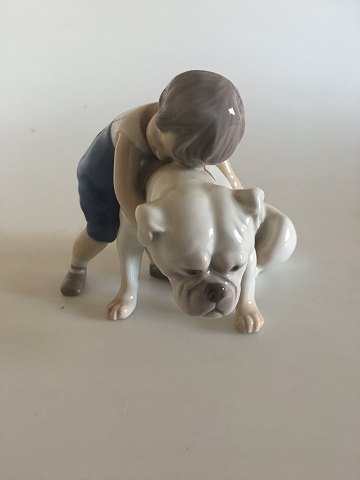 Bing og Grøndahl Figur Dreng med Bulldog No. 1790