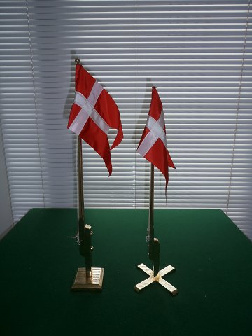 2 flagpoles in brass, Denmark approximately 1920.