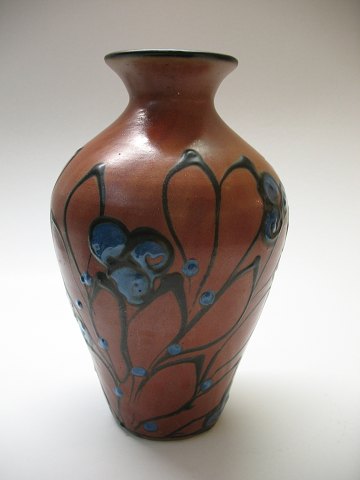 HAK vase