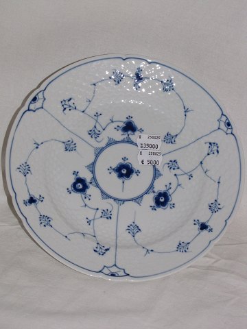 Blue Painted
Dinner plate
B & G