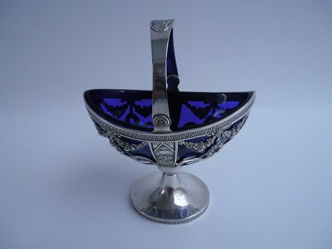 Oval silver bowl, Denmark approx. 1900.