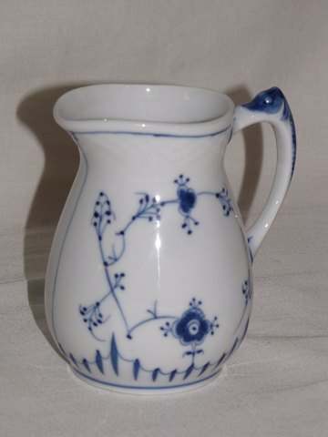 Blue Painted
Creamer
B & G