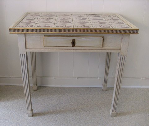 19th century grey-painted Gustavian tile table with manganese-coloured Dutch 
tiles