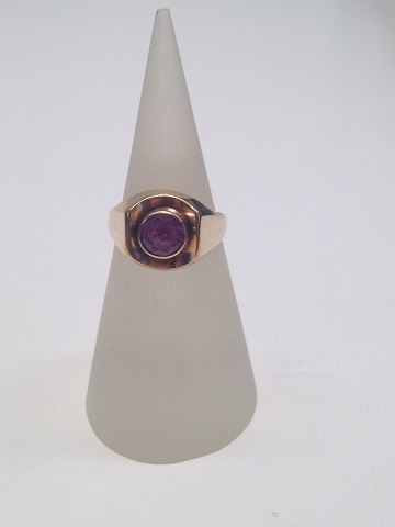 14k guldring m. ametyst str. 48½