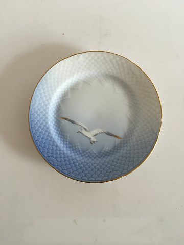 Bing & Grøndahl Seagull with Gold Cake Plate No 28