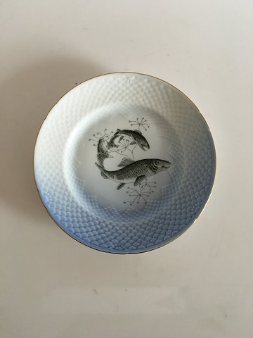 Bing & Grondahl Seagull with Gold Fish Luncheon Plate No 26/2 Salmon