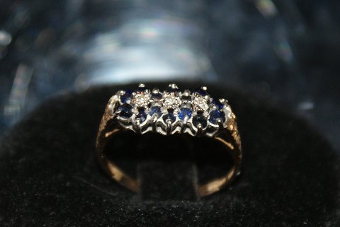 Gold ring with Sapphire and Brilliants 9 Carat