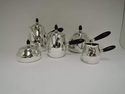 Georg Jensen
Sterling (925)
Tee- und Kaffee-Service
5 Teile
Design 80