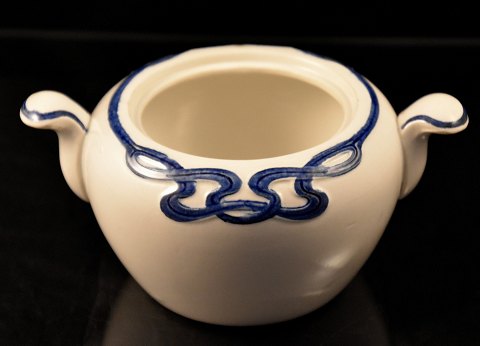 Text available in Danish language