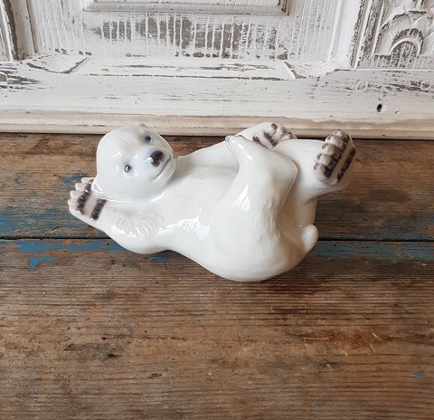 B&G Figure, Polar bears young no. 2537