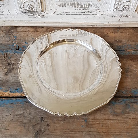 Large silver platter 34 cm.