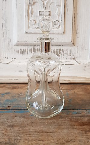 Holmegaard lille klukflaske med sølv krave af Bernhard Hertz - 16 cm.