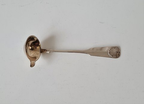 Mussel cream spoon in silver from 1917