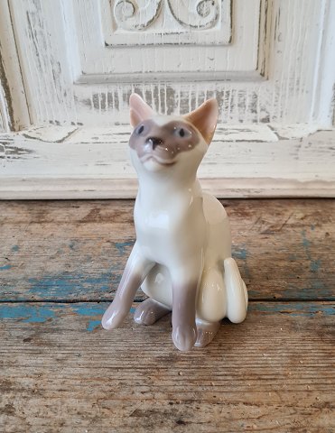 B&G figure - Siamese cat no. 2464