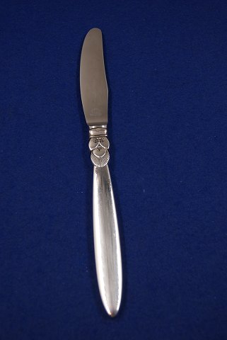 Cactus Georg Jensen Danish silver flatware, luncheon knife 20.8cm with an 
insignificant bulge at the top