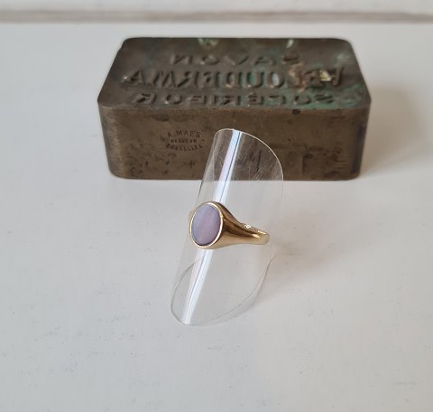 Vintage ring i 14 kt guld med karneol