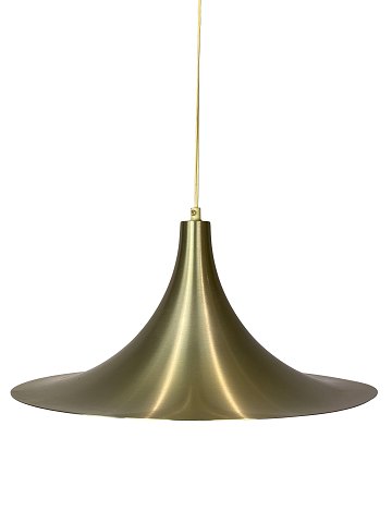 Ceiling pendant made of brass in the style of Gubi pendant designed by Claus 
Bonderup and Thorsten Thorup in 1968.
5000m2 exhibition.
Great condition
