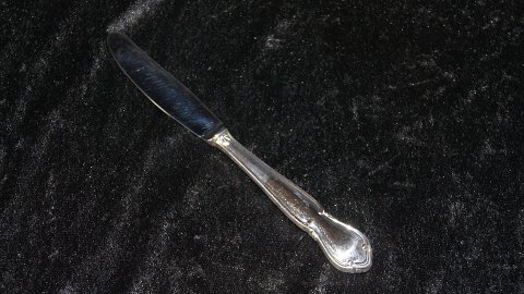 Middagskniv / Spiskniv, #Minerva Sølvplet bestik
Længde 21,5 cm.
web 4413
SOLGT