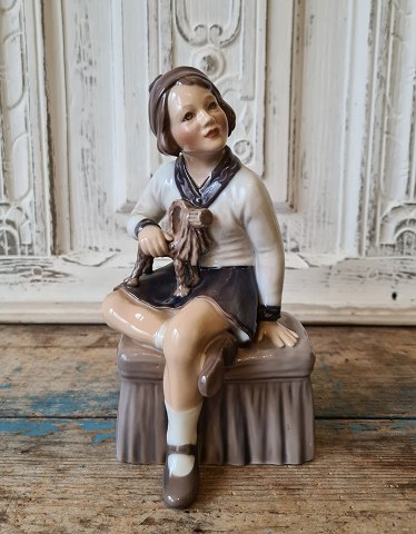 Dahl Jensen figure - Girl with Christmas goat no. 1158