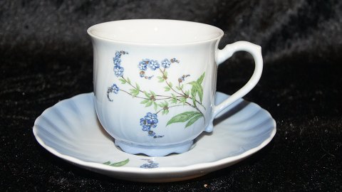 Kaffekop med underkop tallerken Christianholm Porcelæn
Den nr 8
Højde 6,3 cm
SOLGT