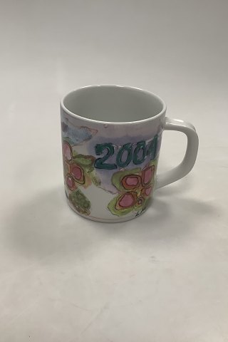 Royal Copenhagen Large Annual Mug 2004