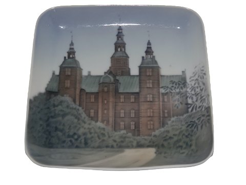 Bing & Grøndahl
Firkantet asiet med Rosenborg Slot