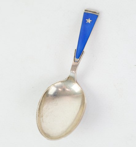 Christmas spoon, three-towered silver, blue enamel and small star
Great condition
