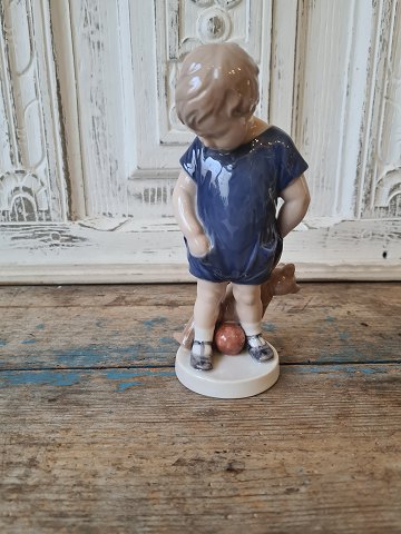 Royal Copenhagen figur - dreng med bamse no. 3468