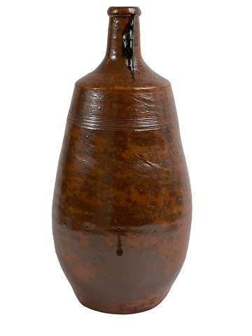 Salt-glazed stone ice bottle with beautiful texture. 32,50 centimeters high. 
Portugal.