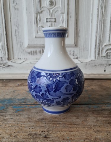 Royal Copenhagen vase from 1918