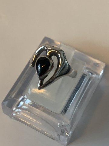 Sølv Damering  med sort Onyx
stemplet 925S  OS
Størrelse 48