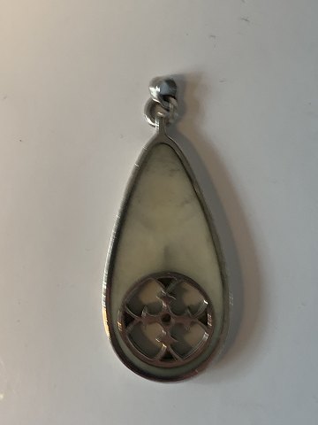 Silver pendant
Stamped 925
Goldsmith: from the years 1962-1972
Jens Chr. Thejls