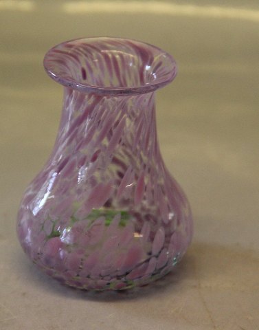 48013 Vase 6.5 cm Pink Ulrica Hydman-Vallien  Kosta Boda Swedish Artist 
Collection. Bertil Vallien