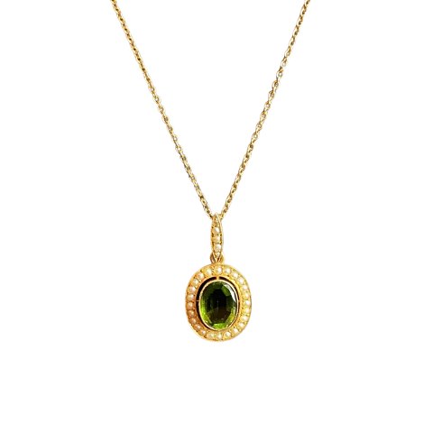 E. L. Weimann; necklace in 14k gold set with peridot and pearls