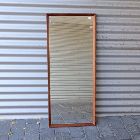 Spejl fra Århus
106 x 44 cm