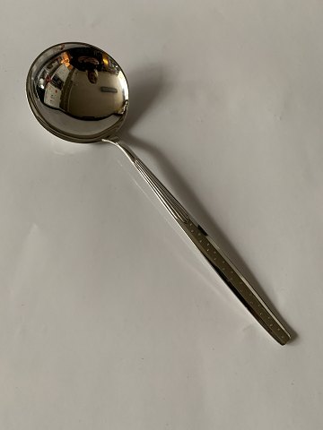 Potato spoon with round blade Venice Silver stain
Producer: Fredericia
Length 21 cm.