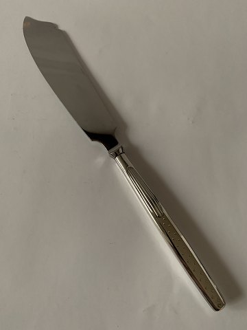 Lagkagekniv Venedig Sølvplet
Producent: Fredericia
Længde 27,8 cm.
