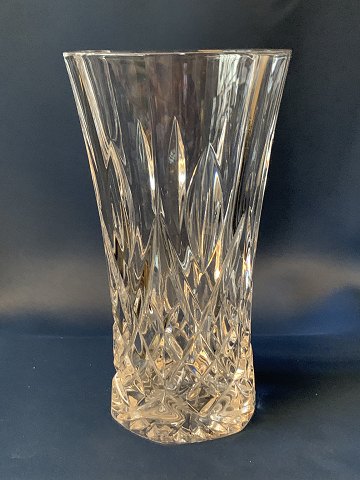 Crystal Vase
Height 17.6 cm