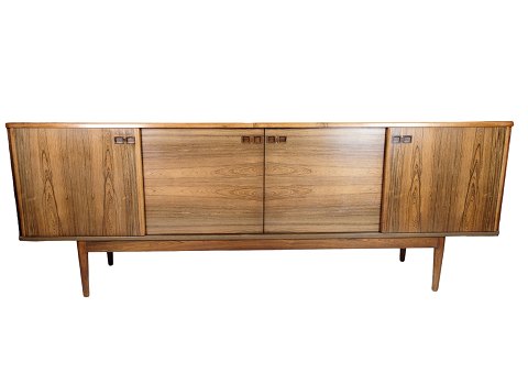 Low sideboard - Rosewood - Model no. 15625 - Christian Linneberg - 1960
Great condition
