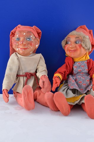 Old shop gnomes 
elf children