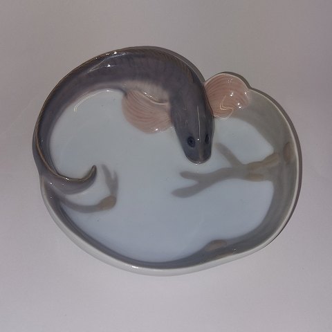 Royal Copenhagen: Dish with eel fish in porcelain
&#8203;