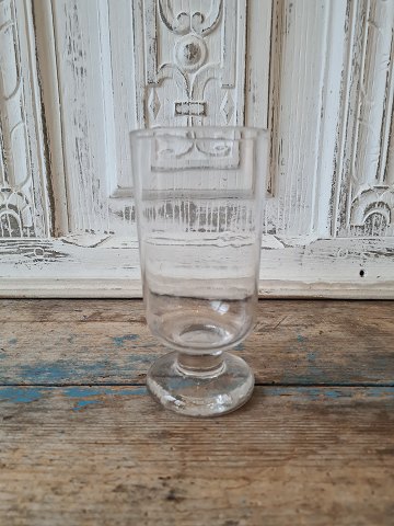 Smooth Porter glass on a low thick base, produced at Holmegaard glassworks from 
1900