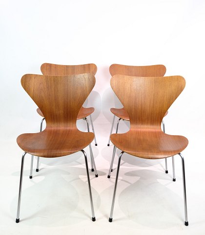 Set of 4 Seven Chairs - Teak wood - Arne Jacobsen - Fritz Hansen - 1960
Great condition
