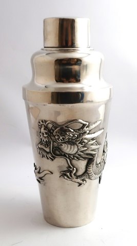 Kinesisk sølv coktail shaker med drage motiv. Højde 22 cm