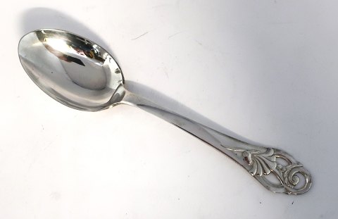 National sølvplet. Middagsske. Længde 19,5 cm