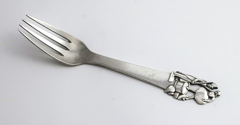 H. C. Andersen eventyrgaffel. Sølvbestik. Den standhaftige tinsoldat. Sølv 
(830). Længde 15 cm