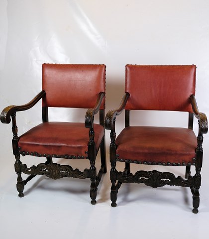 Set Of 2 Antique Armchairs - Red Leather - Oak - Year 1930
Great condition
