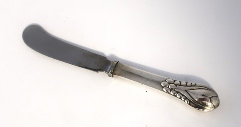 Evald Nielsen. Sølvbestik (830). Bestik no.3. Smørkniv. Længde 16,2 cm.