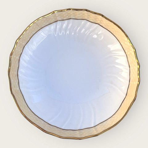 Royal Copenhagen
Cream curved
Bowl
#788/ 1518
*DKK 350