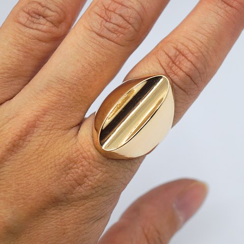 Hugo G. Carstensen; Aflang ring i 14 kt. guld